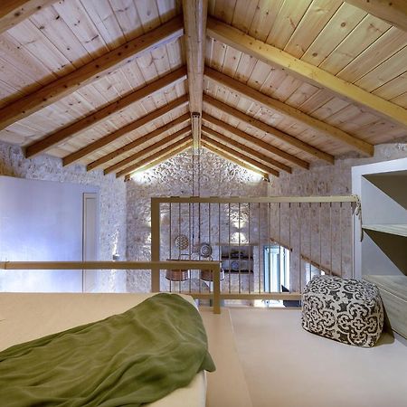 Villa Phaedra Chalki Town Bagian luar foto