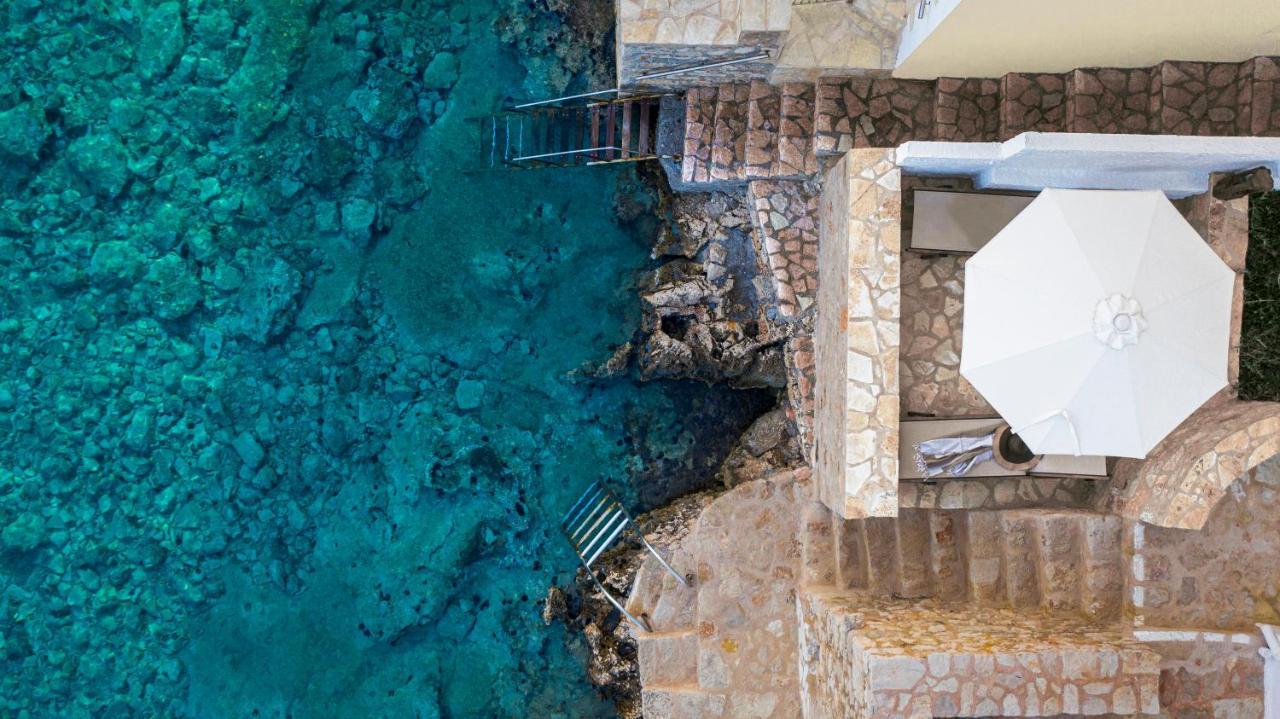 Villa Phaedra Chalki Town Bagian luar foto