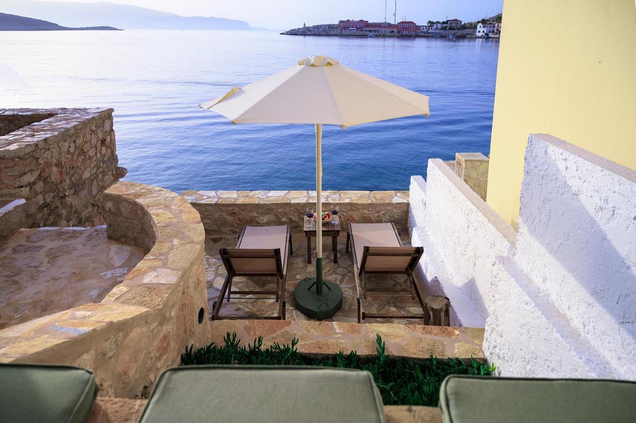Villa Phaedra Chalki Town Bagian luar foto