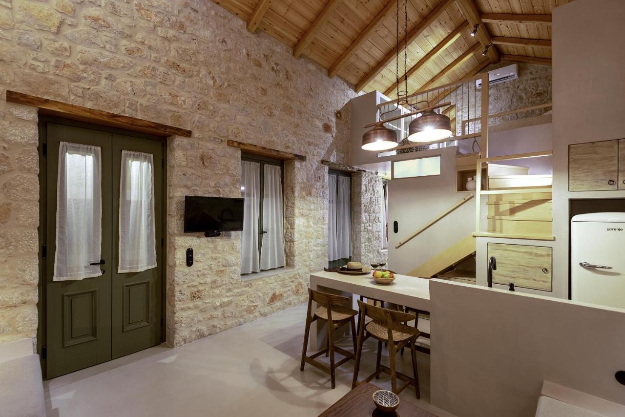 Villa Phaedra Chalki Town Bagian luar foto
