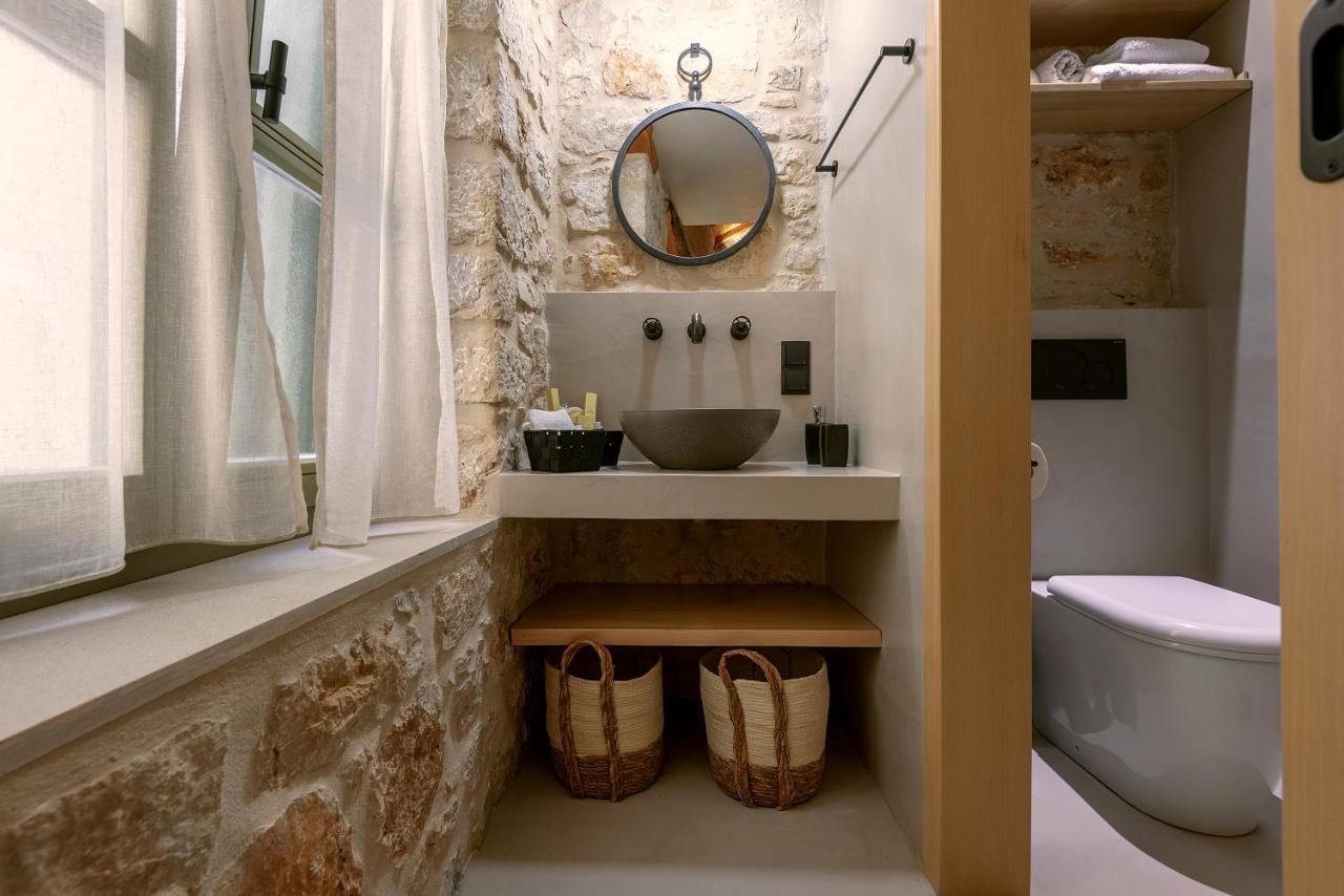 Villa Phaedra Chalki Town Bagian luar foto